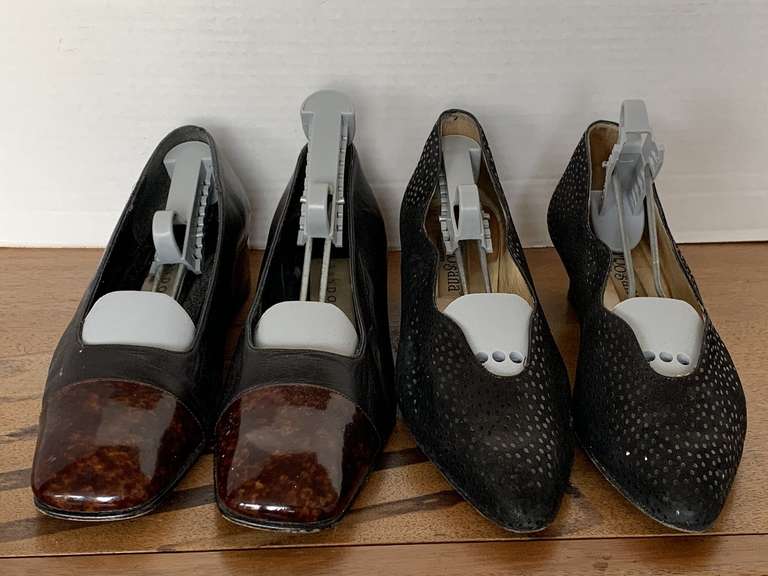 USED CHARNA De ROSANA BLACK LOW PUMPS 8 NARROW & SIZE 7 1/2 USED BANDOLINO BLACK PUMPS W/ TORTOISE TOP - BLOTH WITH SHOE STRETCHERS image