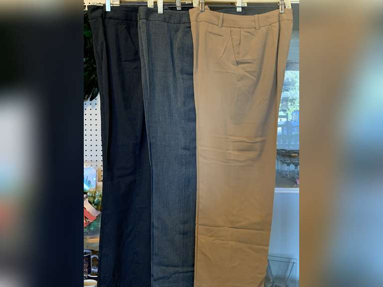 LADIES CLOTHING LOT - 6 LADIES PANTS - ALL SIZE 14 image
