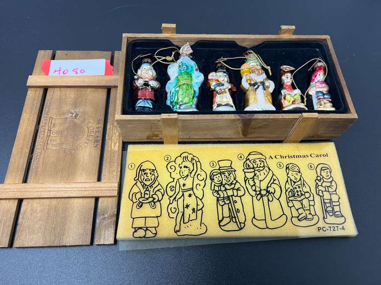 Thomas Pacconi classics, 2004 collection, small glass Christmas ornaments, set of six, comes with collectible wooden storage box, see pictures for details. image