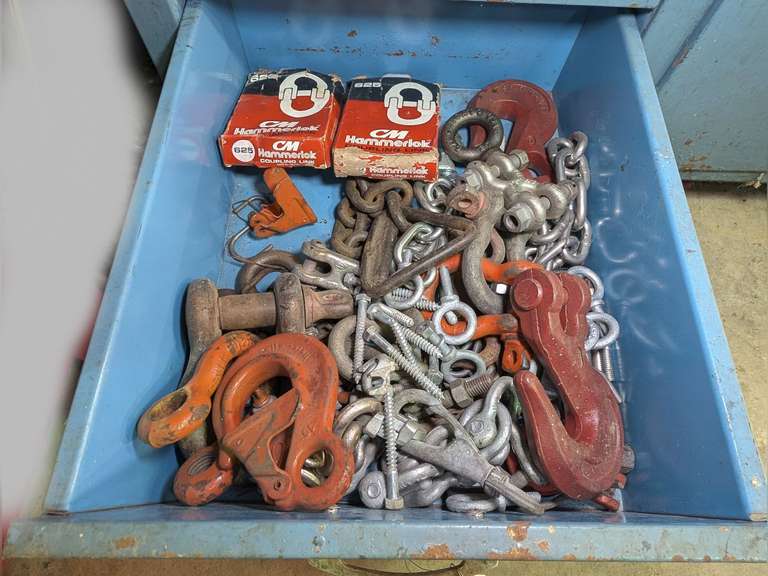 CONTENTS OF BOTTOM CABINET DRAWER MARKED 1044 INCLUDING CHAIN HOOKS, CHAIN SHACKLES, EYE BOLTS, AND MORE image