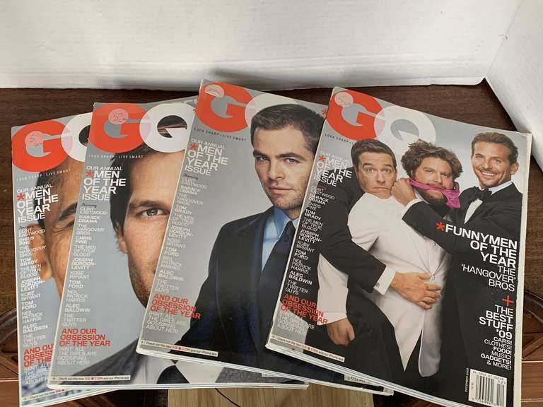 4 GENTLEMEN'S QUARTERLY MAGAZINES - DEC 2009 image