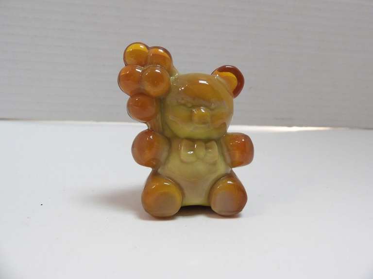 VINTAGE BOYD GLASS PATRICK BALLOON BEAR UV REACTIVE image