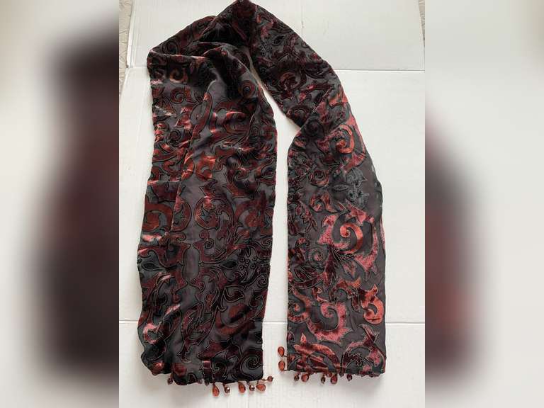 ELEGANT BURGUNDY BEADED LONG SCARF image