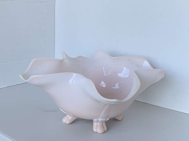 VINTAGE PINK MILK GLASS CROWN TUSCAN CAMBRIDGE LARGE FOOTED BOWL 12 1/2" WIDE X 5 1/2" TALL image