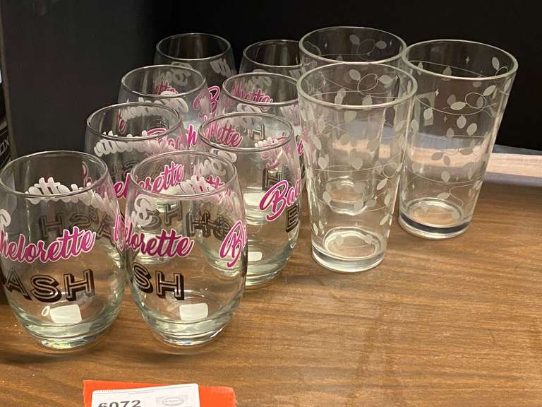 Bachelorette Bash glassware, also includes holiday glassware, 11 pieces total, see pictures for details. ￼ image