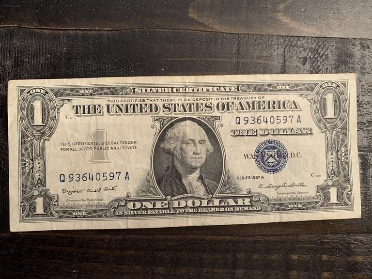 1957A $1 BLUE SEAL SILVER CERTIFICATE NOTE - SERIAL NO Q93640597A image