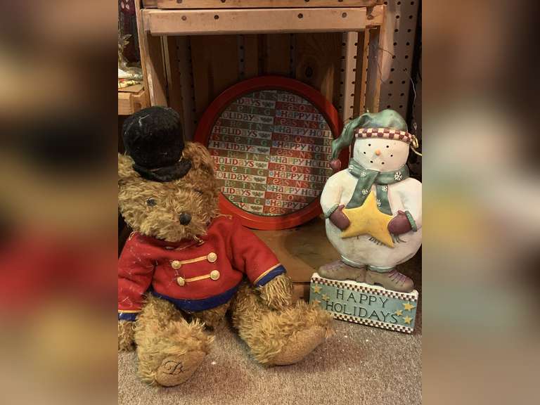 LARGE BROWN PLUSH BEAR & MORE image