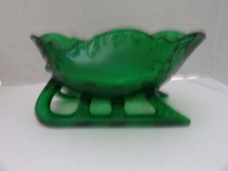 MOSSER GREEN GLASS SLEIGH image