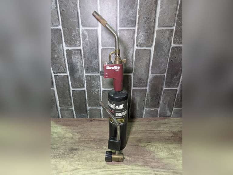 SUREFILE PROPANE TORCHES WITH SINGLE PARTIAL TANK image