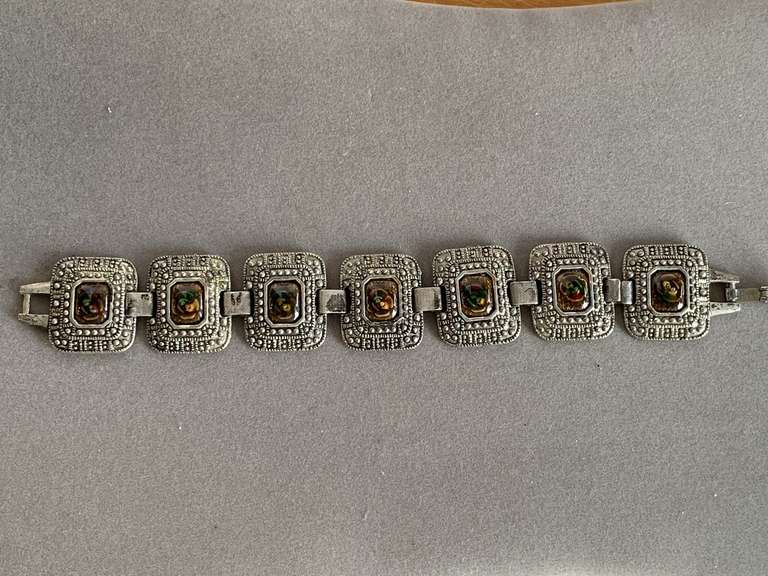 VINTAGE WIDE SILVERTONE LINK BRACELET W/ ENAMEL CENTER - CHECKOUT image