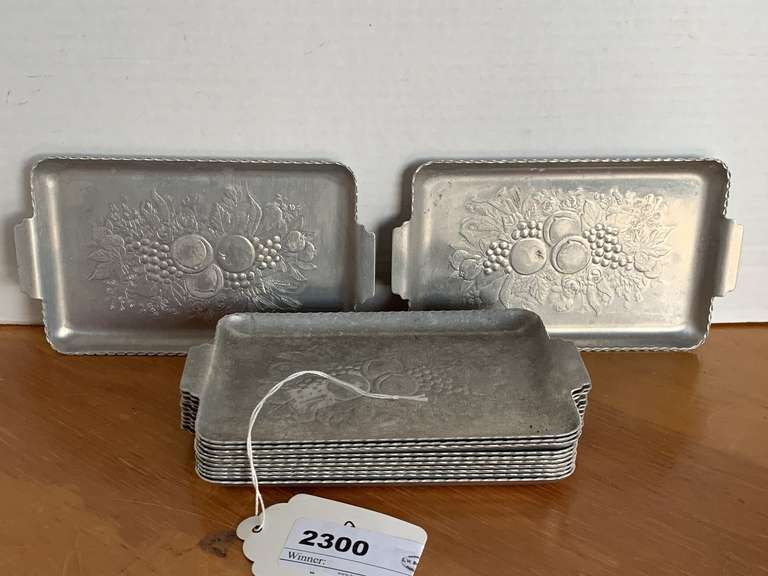 12 VINTAGE FRUIT/BIRD TIN TRINKET/SNACK PLATES 7 1/2" X 4 1/4" image