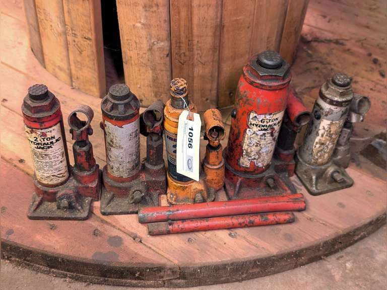 ASSORTED BOTTLE JACKS image