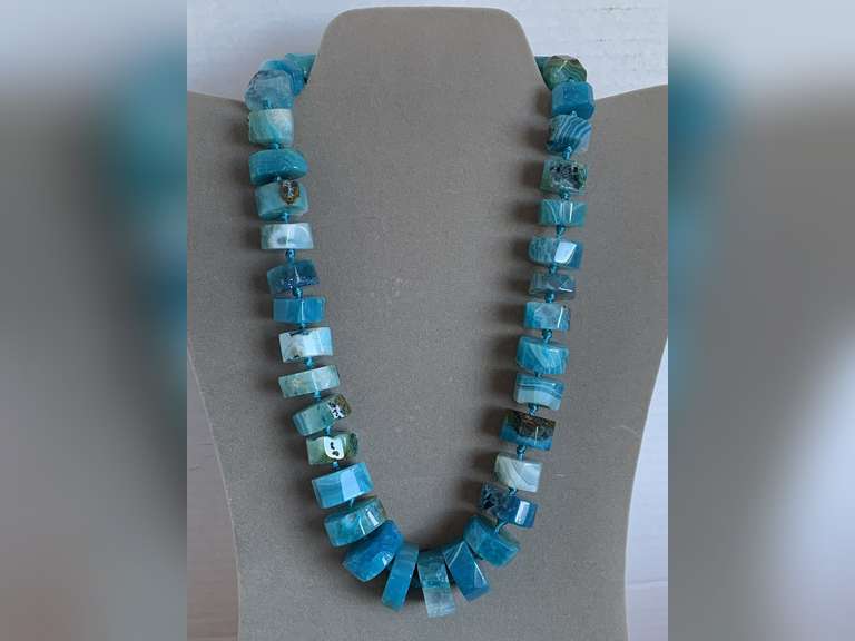 BEAUTIFUL STERLING SILVER LUCAS LAMETH 925 HAND KNOTTED NATURAL BLUE APATITE ROUND BEADED NECKLACE 20" LONG - CHECKOUT image
