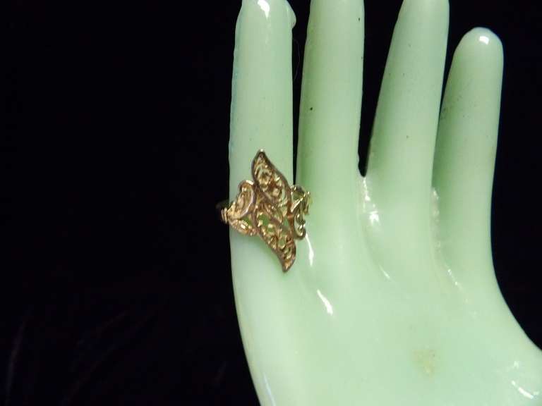 COSTUME JEWELRY RING SIZE 7 image