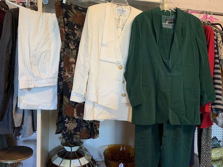 LADIES CLOTHING LOT - 1 SKIRT, 1 PANTS, 2 TWO PIECE SUITS - ALL SIZE 12 image