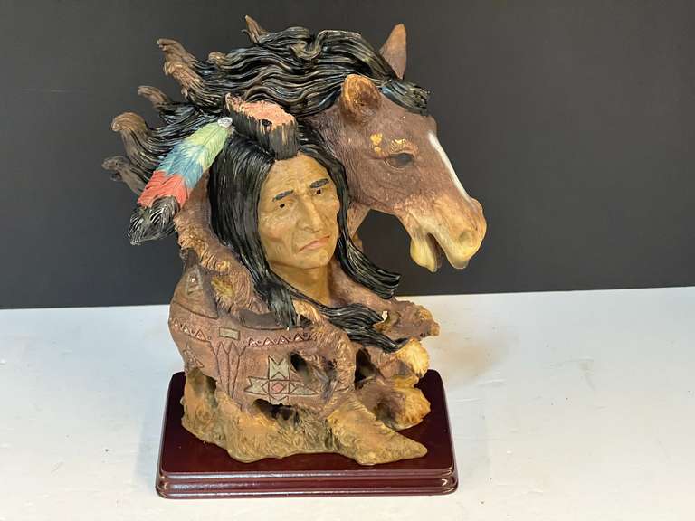 Native American sculpture, see pictures for details. image
