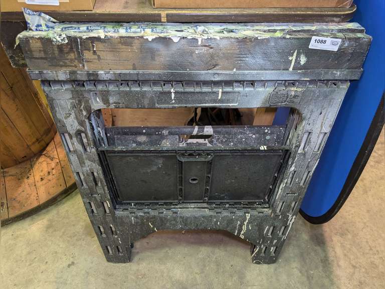 PAIR OF FOLDING SAW HORSES image