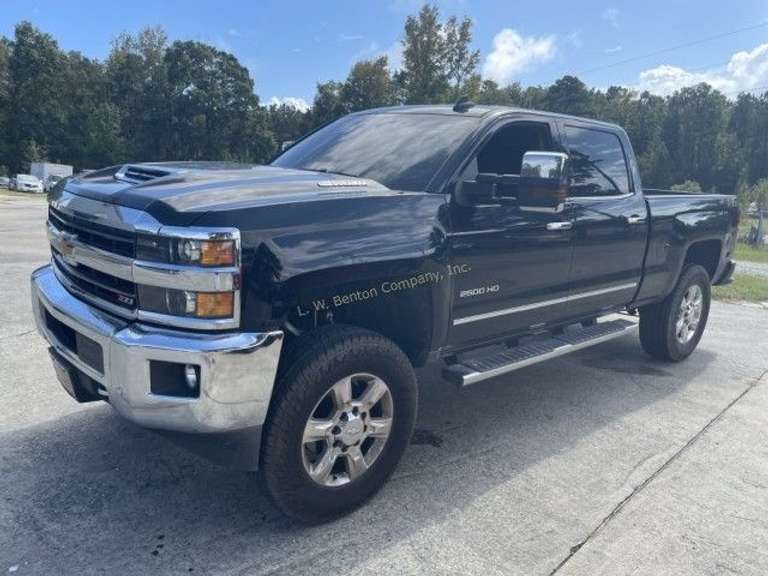 2018 Chevrolet Silverado 2500 Pickup LTZ V8, 6.6 T image