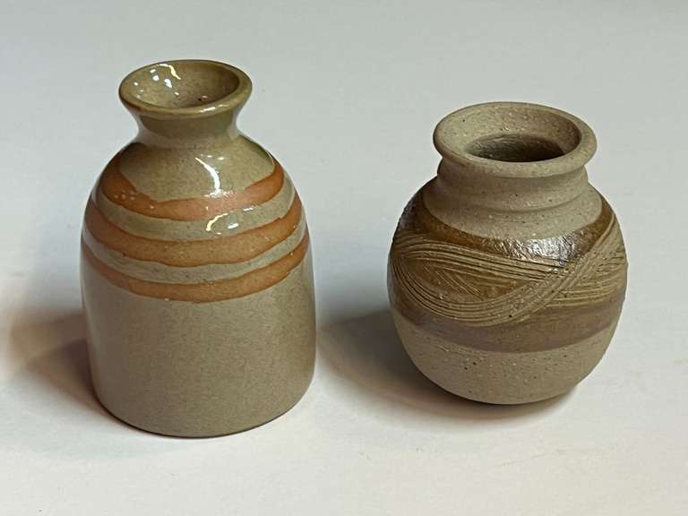 Small artisan pottery vases, two pieces, see pictures for details. image
