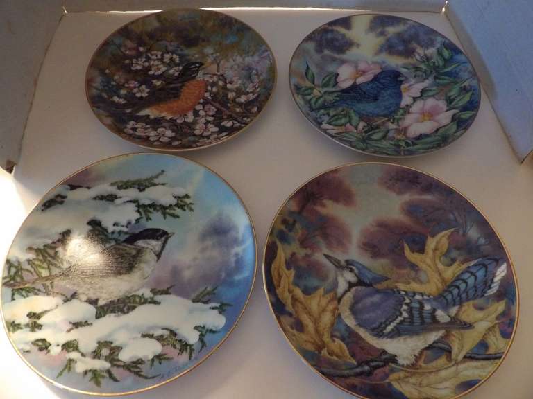 SET OF FOUR SONG BIRDS OF THE SOUTH COLLECTORS PLATES  BY SOUTHERN LIVING PLATES image