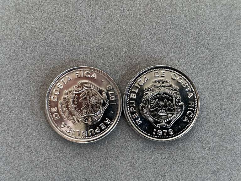 2 COSTA RICA 10 COLONES COINS (1979) - CHECKOUT image
