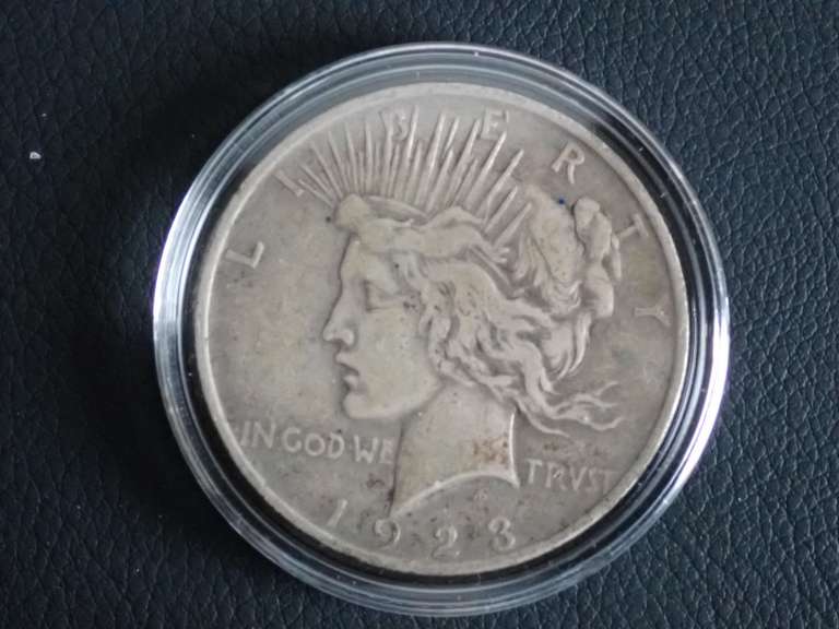 1923 PEACE DOLLAR COIN image
