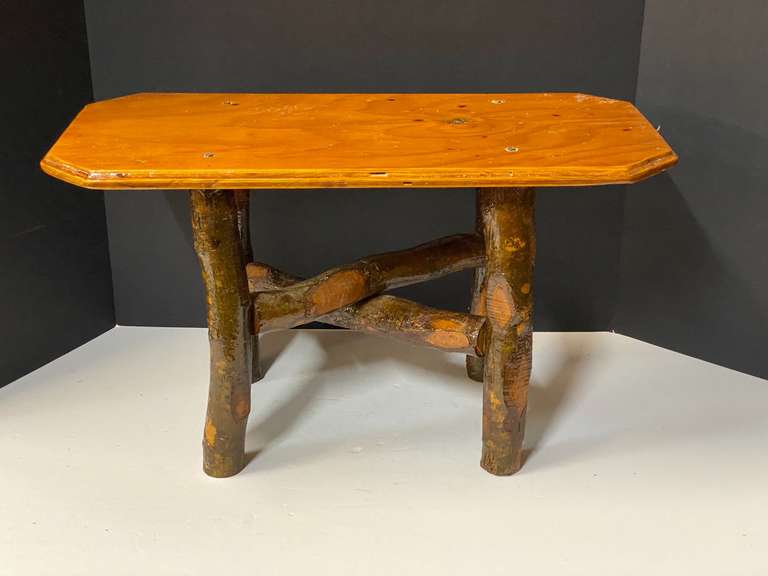 Custom/primitive side table, see pictures for details. image