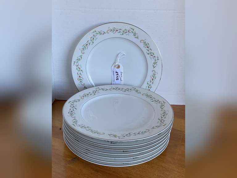 8 BRENTWOOD "COTTONWOOD" CHINA DINNER PLATES image