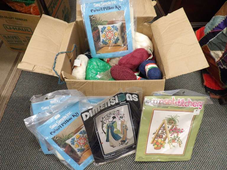 MIXED LOT OF SEWING KITS image