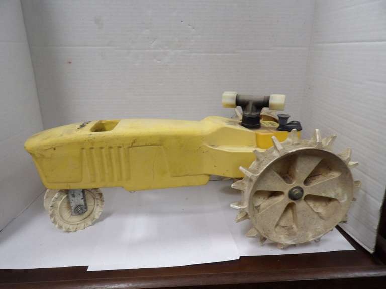 NELSON RAIN TRAIN TRAVELING SPRINKLER image