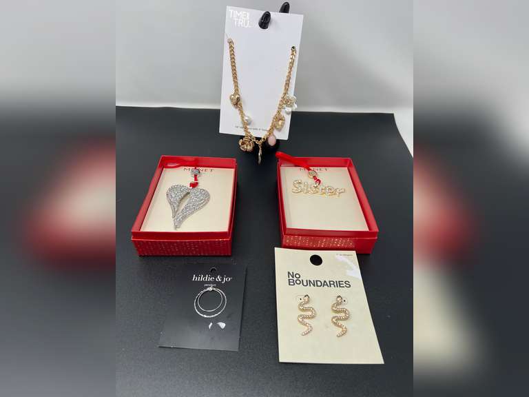 Fashion estate jewelry gift sets, necklaces, and more, still in original packaging, See pictures for details. image