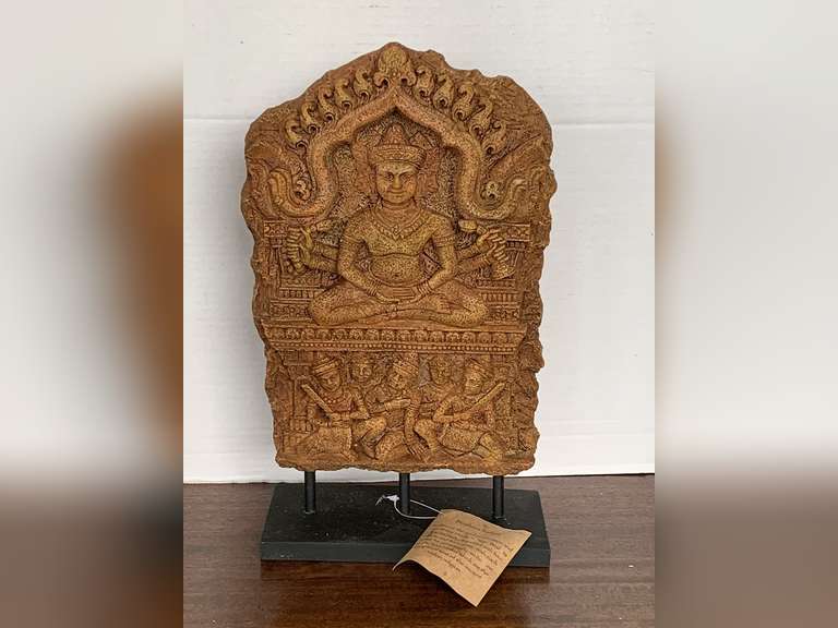 2006 RESIN BRAHMA RELIEF 14" TALL X 8" WIDE image