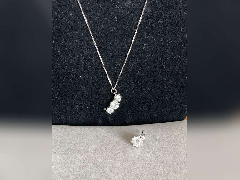 925 STERLING CHAIN W/ 3 LARGE CZ'S 17" LONG (MISSING HOOP TO HOLD OTHER SIDE OF PENDANT) & 1 CZ EARRING W/ 925 POST - CHECKOUT image