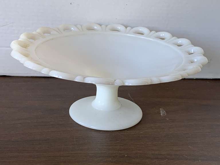 VINTAGE ANCHOR HOCKING "OLD COLONY" LACE EDGE COMPOTE 4 1/2" TALL X 11" ROUND image