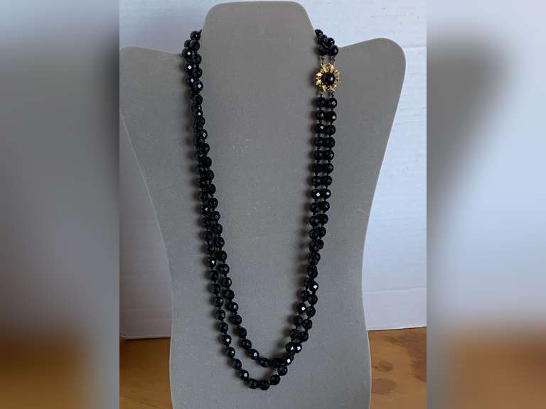 VINTAGE DOUBLE STRANDED FACETED BLACK JET GLASS BEADED NECKLACE W/ FLOWER CLASP 24" LONG - CHECKOUT image