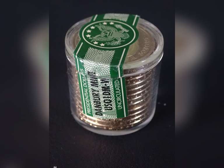 (12) DANBURY MINT UNCIRCULATED GEORGE WASHINGTON PRESIDENTIAL DOLLAR COINS image