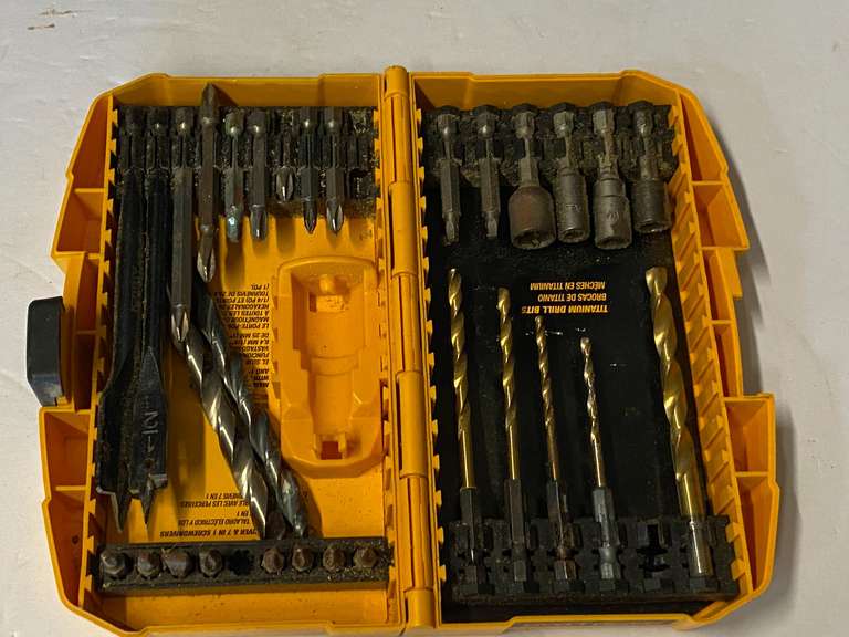 DeWalt bit set, see pictures for details. image