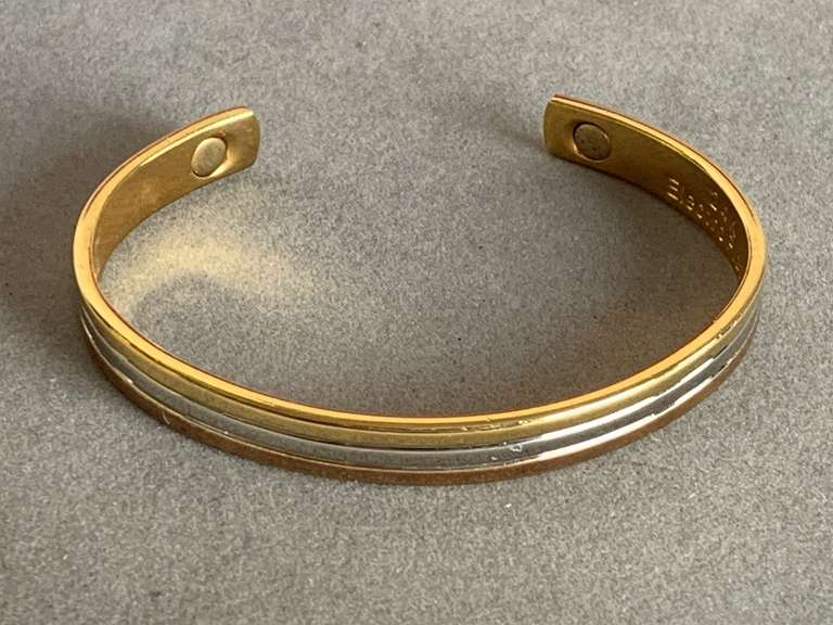 24K GOLD ELECTROPLATED TRI COLORED BANGLE - CHECKOUT image