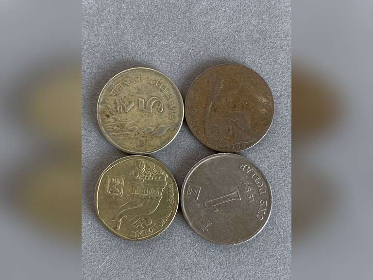 4 FOREIGN COINS (1906 GREAT BRITAIN 1/2 PENNY COIN, INDIA 5 RUPEE COIN, 1994 HONG KONG 1 DOLLAR COIN, ISRAEL 5 SHEQALIM COIN) - CHECKOUT image