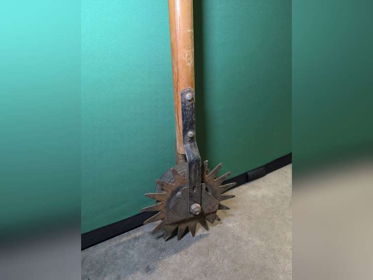 VINTAGE SOD CUTTER LAWN EDGER TOOL image