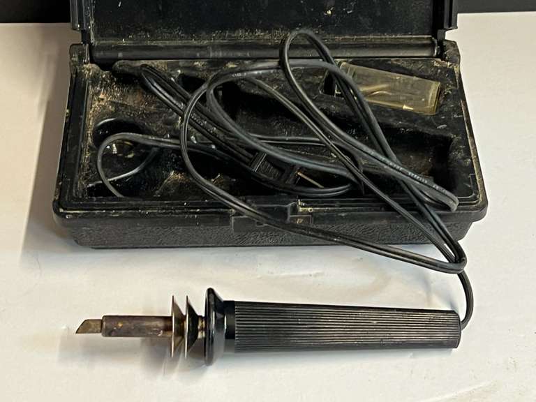 Soldering iron, comes with carrying/storage case and extra tips, see pictures for details. image