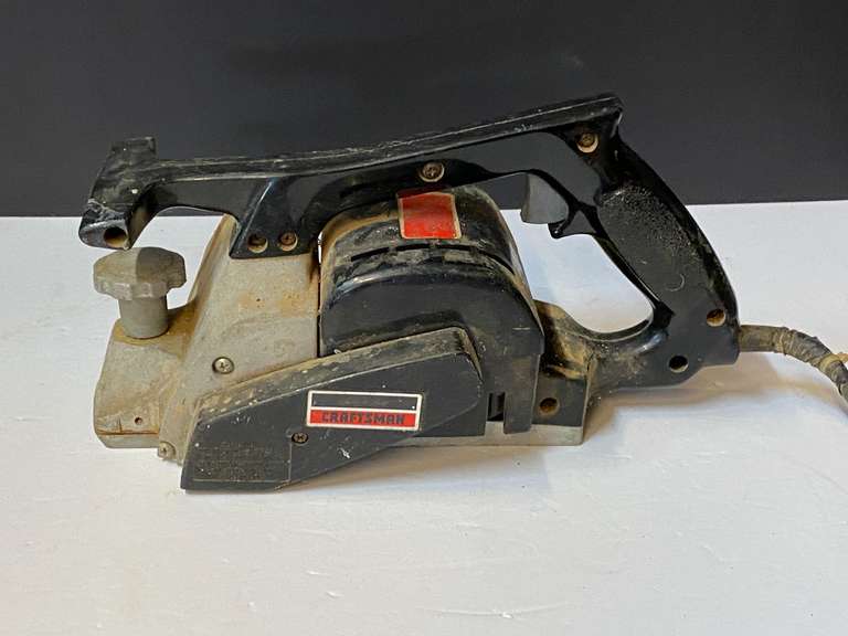 Sears electric planer, powers up, see pictures for details. image