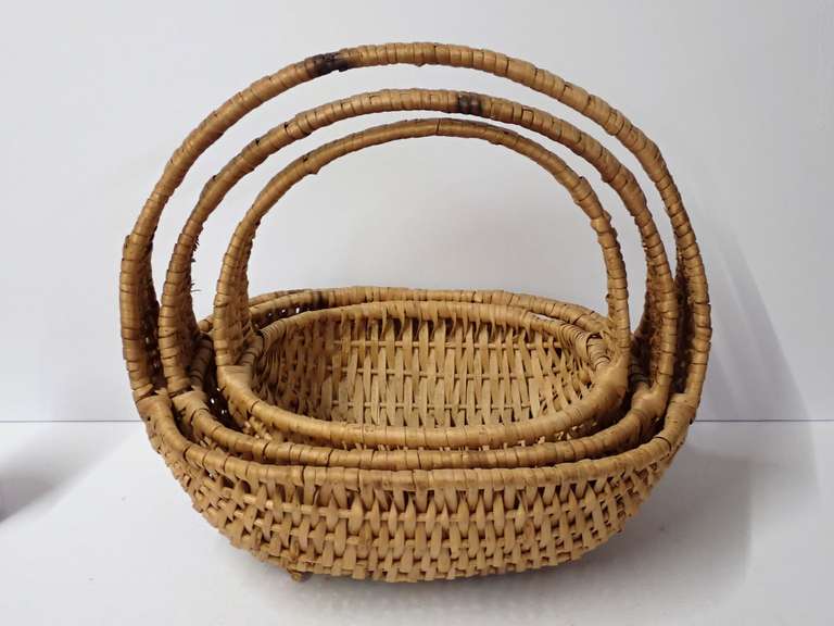 Set of Three Woven Nesting Baskets image