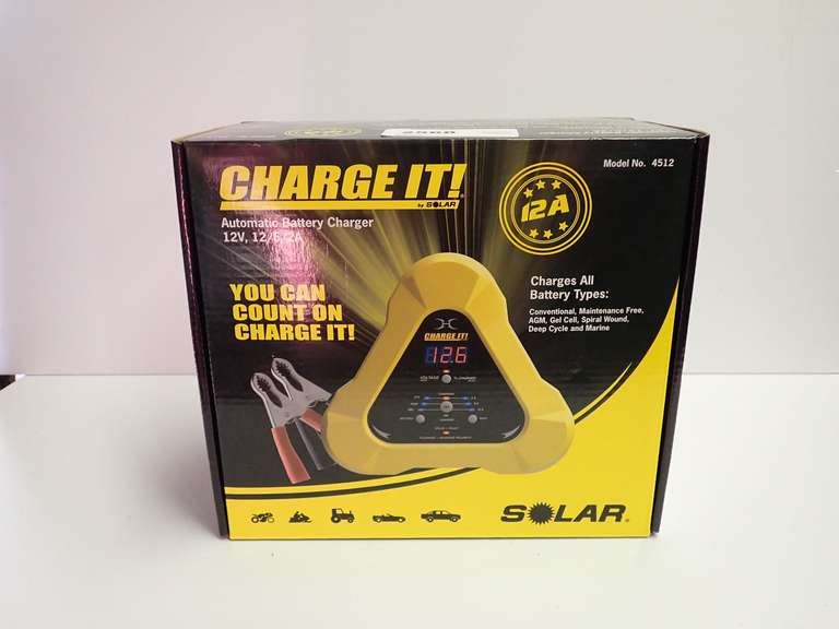 CHARGE IT! by Solar 12V/12/6/2A Automatic Battery Charger Model 4512 image