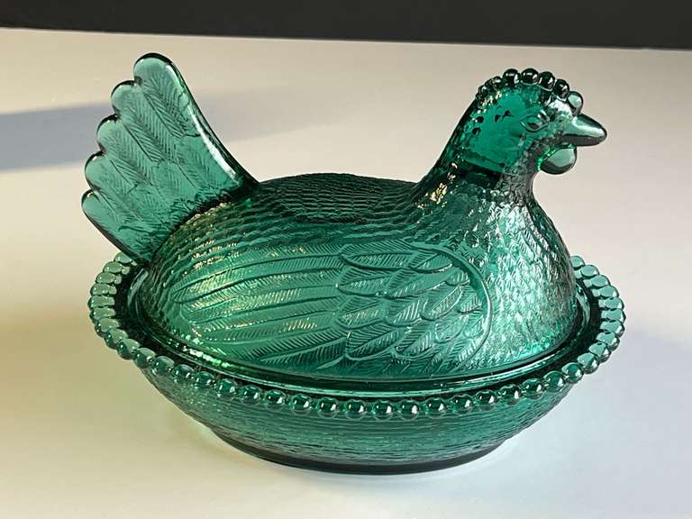 Garage… Vintage glass nesting hen trinket box, believed to be vintage Indiana glass, see pictures for details. image