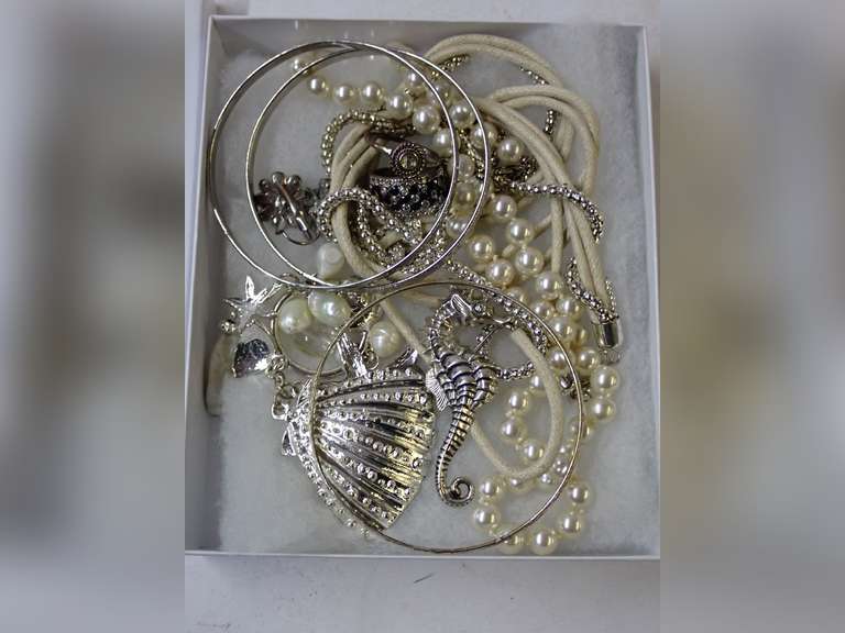 Estate Jewelry image