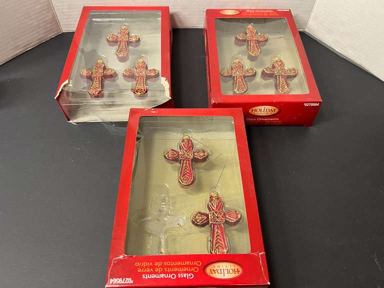BR2…Glass Christmas ornaments, three boxes, one is missing, see pictures for details. image