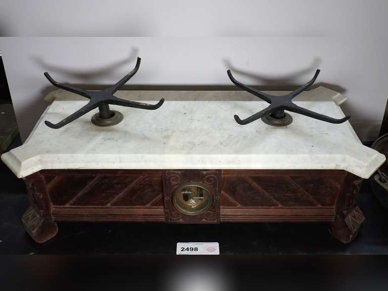 Marble & Wood Scale with Cast Metal Holders image