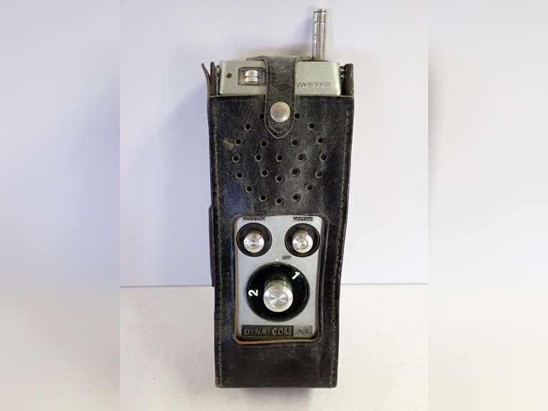 Lafayette Radio Electronics Corp Citizen Band Transceiver Dyna-Com 23 with Case image