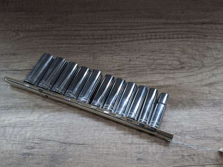 CRAFTSMAN 3/8-IN DRIVE DEEP WELL METRIC SOCKET SET WITH RAIL ORGANIZER image